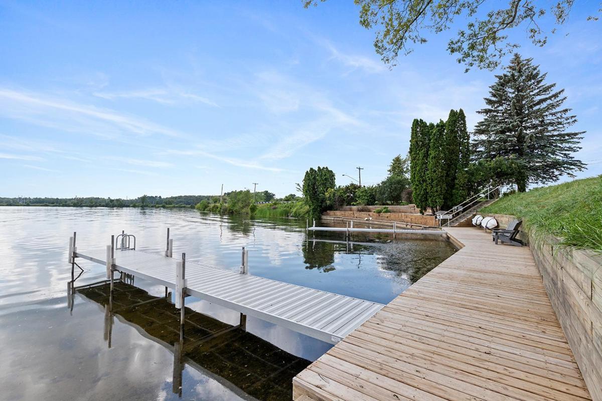 Lakeside Getaway With Dock, Firepit, Grill Newaygo Exteriör bild